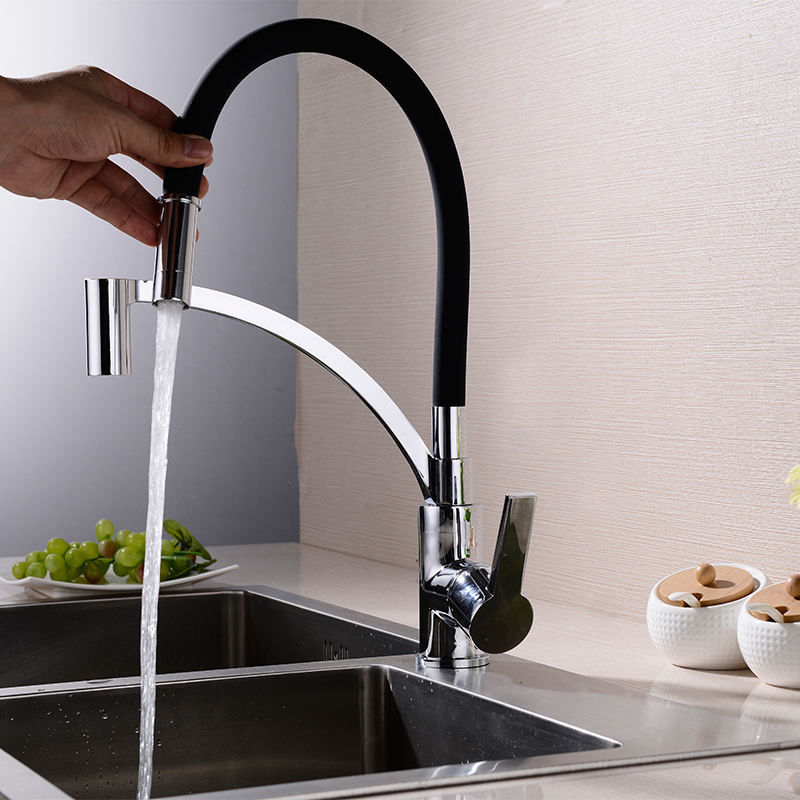 Tubo flessibile variopinto flessibile caldo e freddo del rubinetto della cucina della maniglia di leva di Chrome