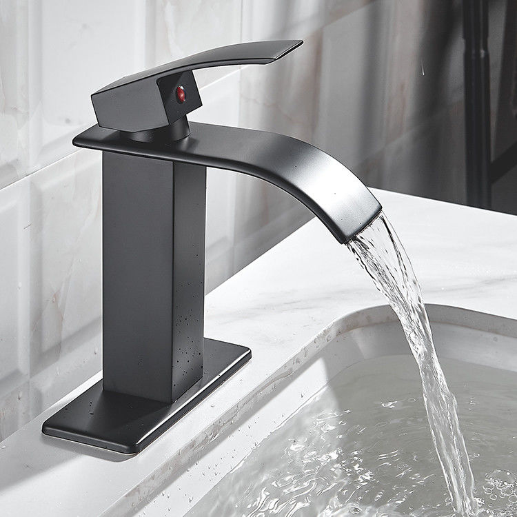 Miscelatore del bacino della maniglia del singolo foro della cascata di acciaio inossidabile SUS304 singolo in Matte Black Chrome Brushed Grey