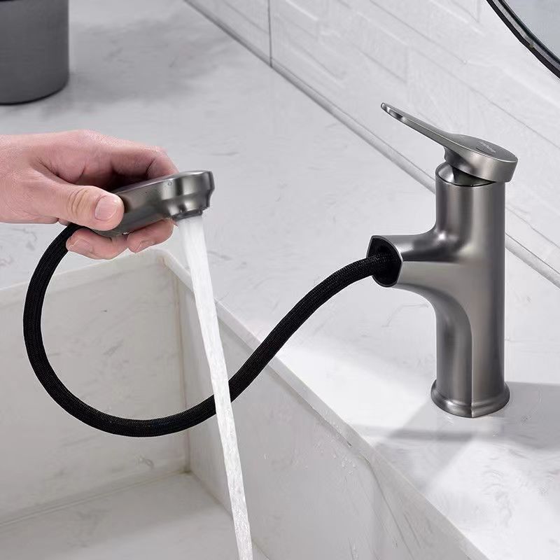 Singolo miscelatore del bacino della maniglia del singolo foro inserito moderno d'ottone 360°Swivel in Chrome Matte Black Grey
