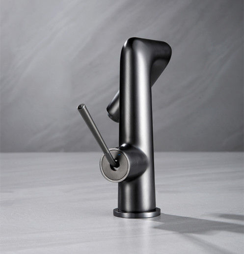 Singolo miscelatore del bacino della maniglia del singolo foro moderno d'ottone in Chrome Matte Black Gold Grey