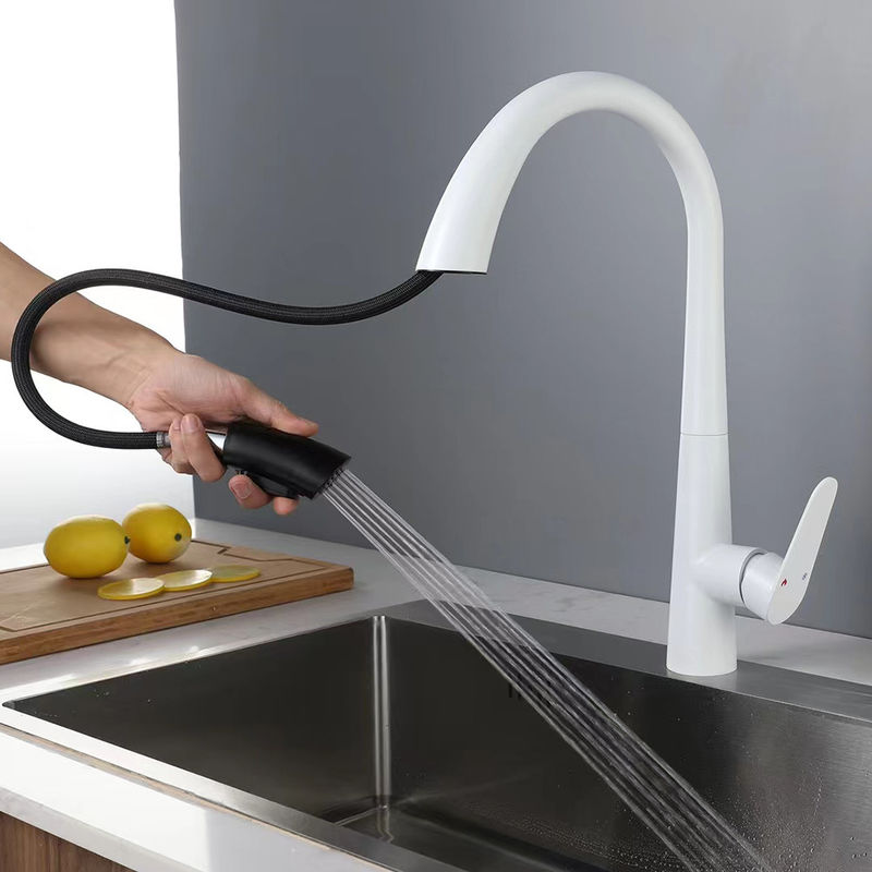 Prezzo di fabbrica Miglior Qualità 3 Funzioni Bianco Alta Arca Cucina Mixer Rubinetto Rubinetto Con Spray Pull Out